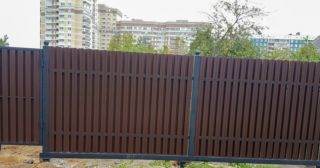 Купить распашные ворота из штакетника Киселёвск, цена от 2731 руб.